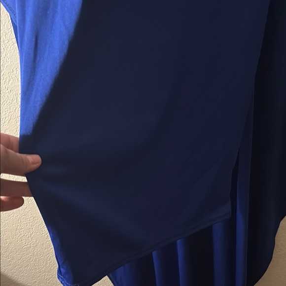 Elegant Blue Embellished Women's Top - Picture 8 of 11